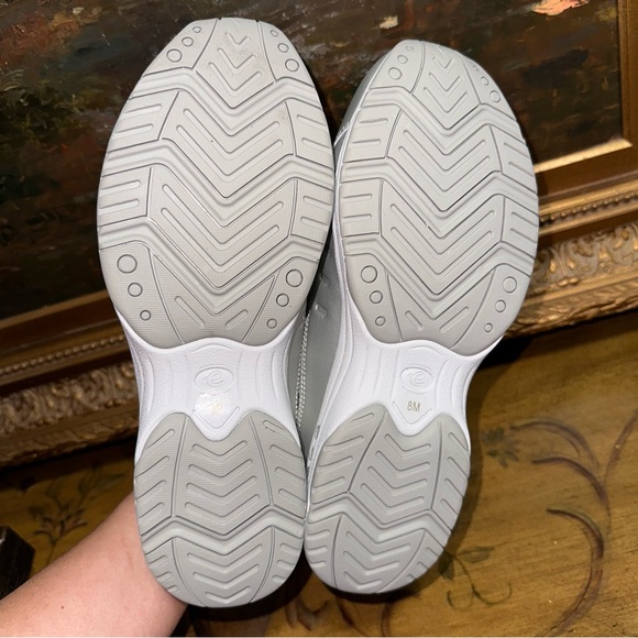 Easy Spirit Travel Time Slip On mule Gray Silver Sparkle Snake Pattern Size 8 M - Picture 13 of 16